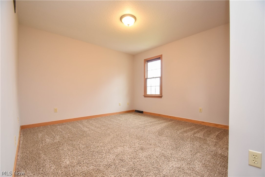 Fox Den 2 - Residential