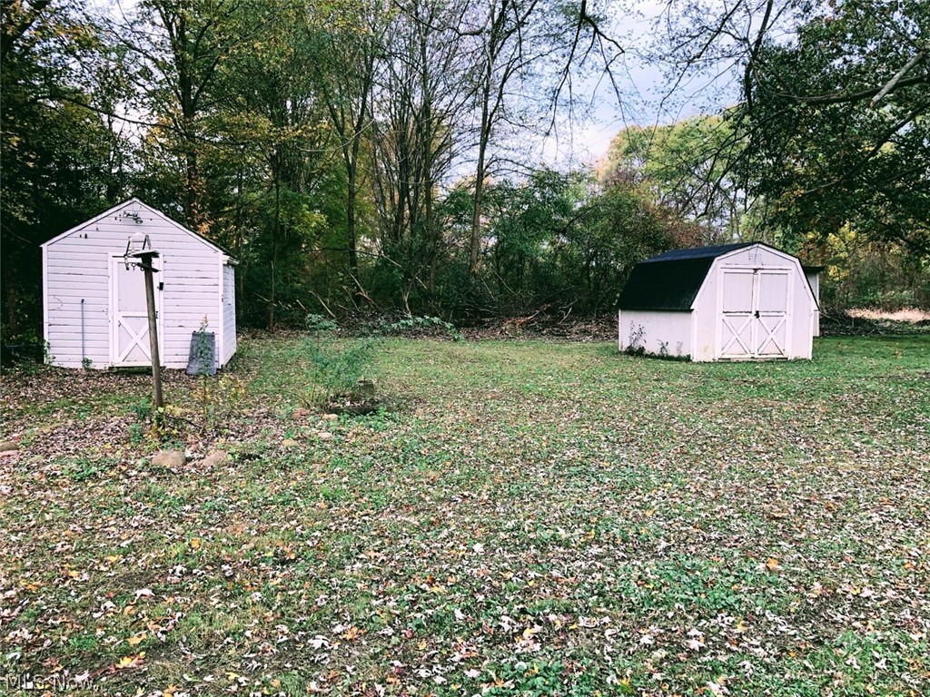 #4 Wood/ Road - Residential