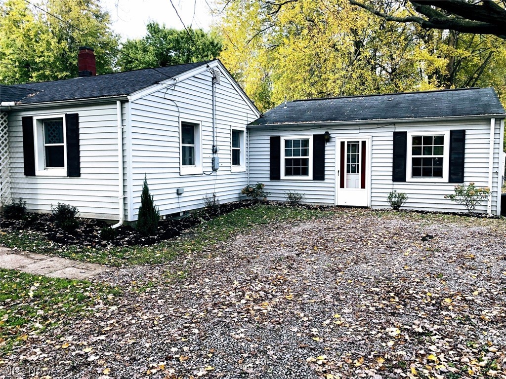 #4 Wood/ Road - Residential