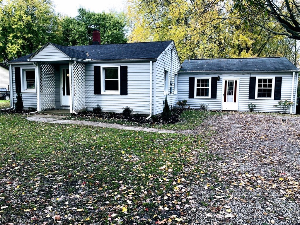 #4 Wood/ Road - Residential