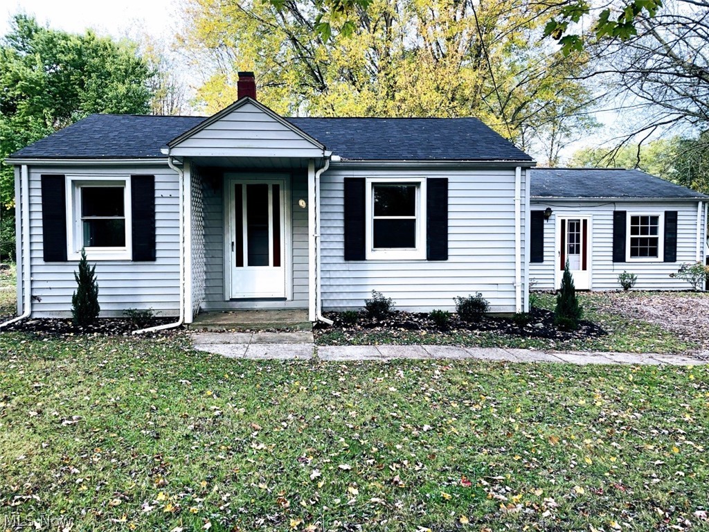 #4 Wood/ Road - Residential