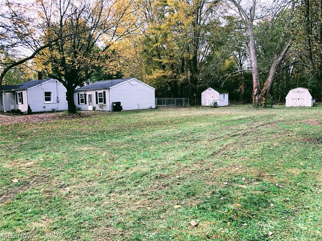 #4 Wood/ Road - Residential