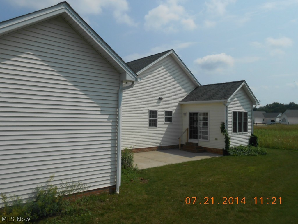 Lakes/Sharrott Hill Condo - Residential