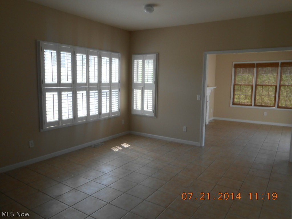 Lakes/Sharrott Hill Condo - Residential