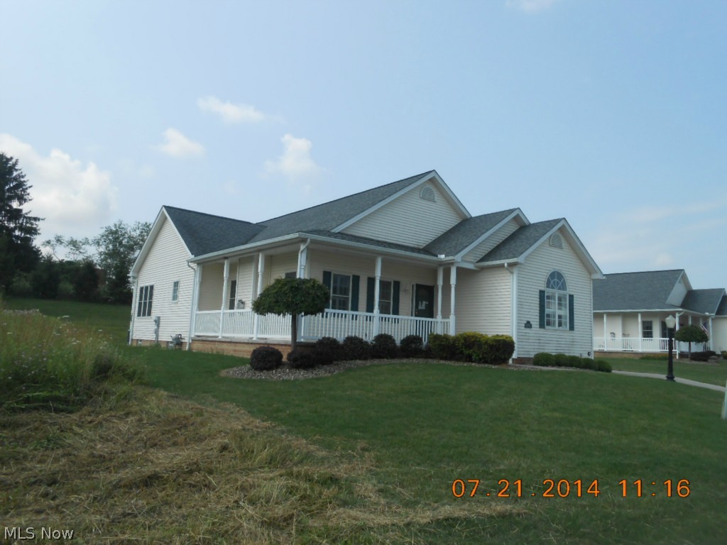 Lakes/Sharrott Hill Condo - Residential