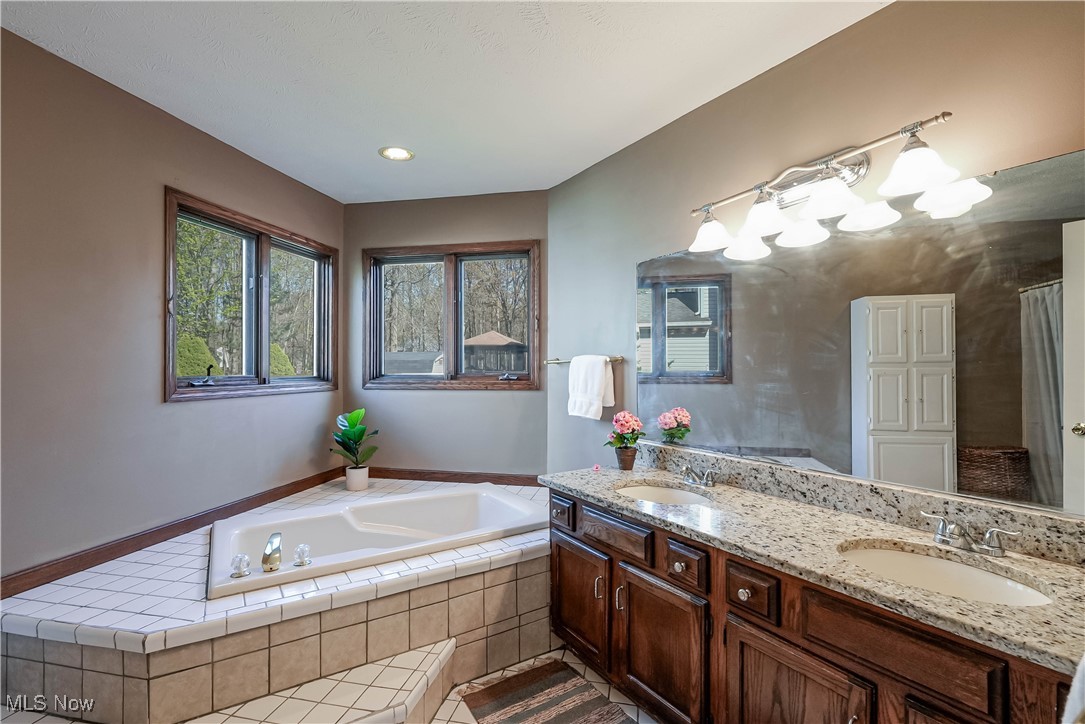 6730 N Palmerston Drive, Mentor, Ohio image 16