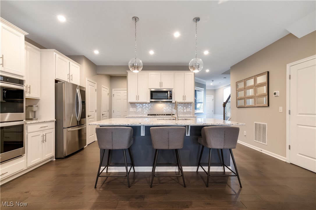 831 S Greenway Drive, Westlake, Ohio image 13