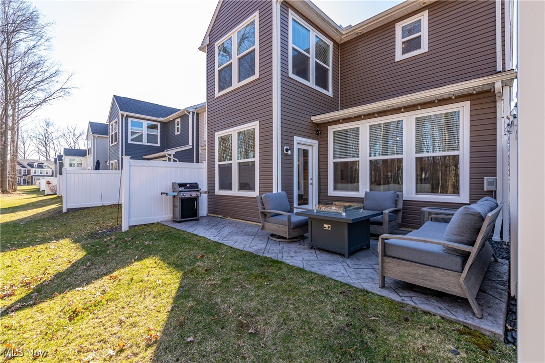 831 S Greenway Drive, Westlake, Ohio image 4