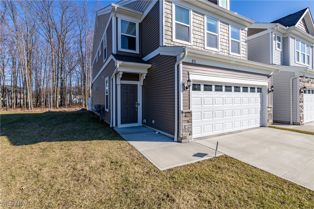 831 S Greenway Drive, Westlake, Ohio image 3