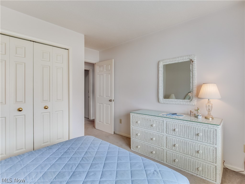 Adena Knolls Condo - Residential