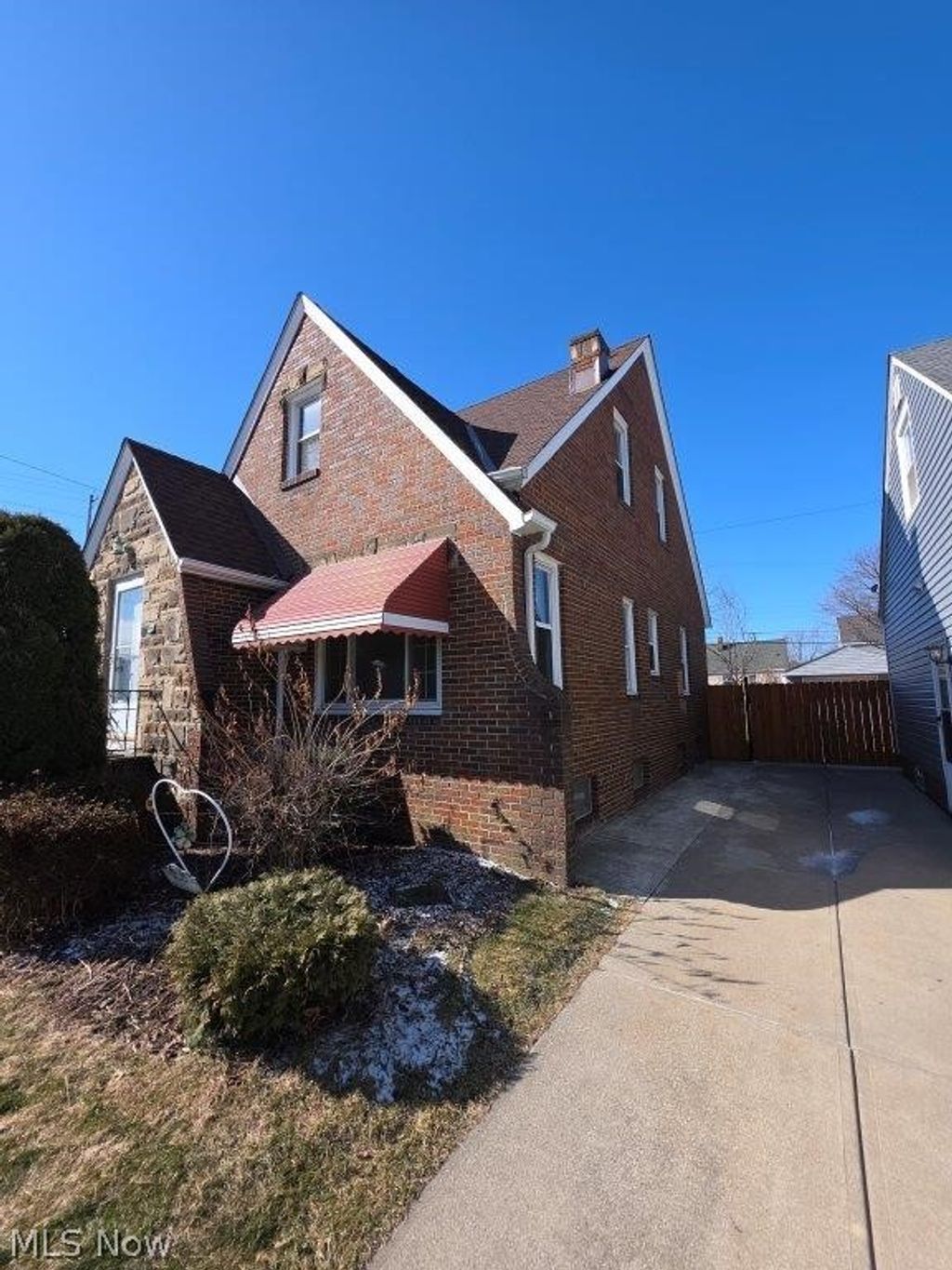 Photo of 4262 W 62nd Street, Cleveland, OH 44144 (MLS # 5201115)