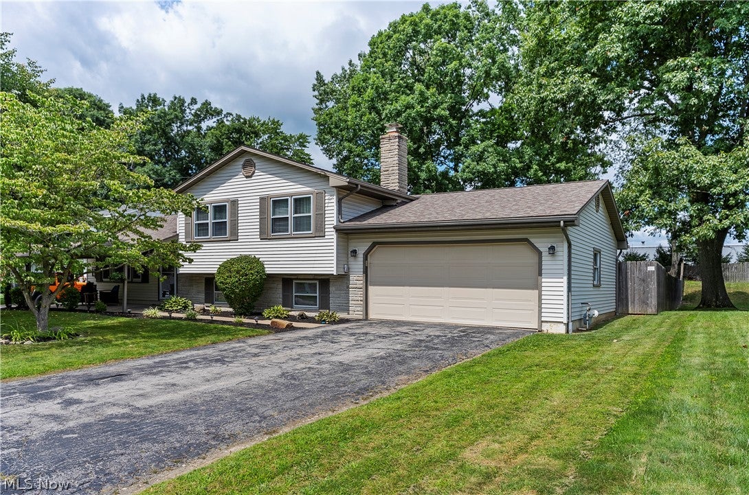 5892 Yorktown Lane