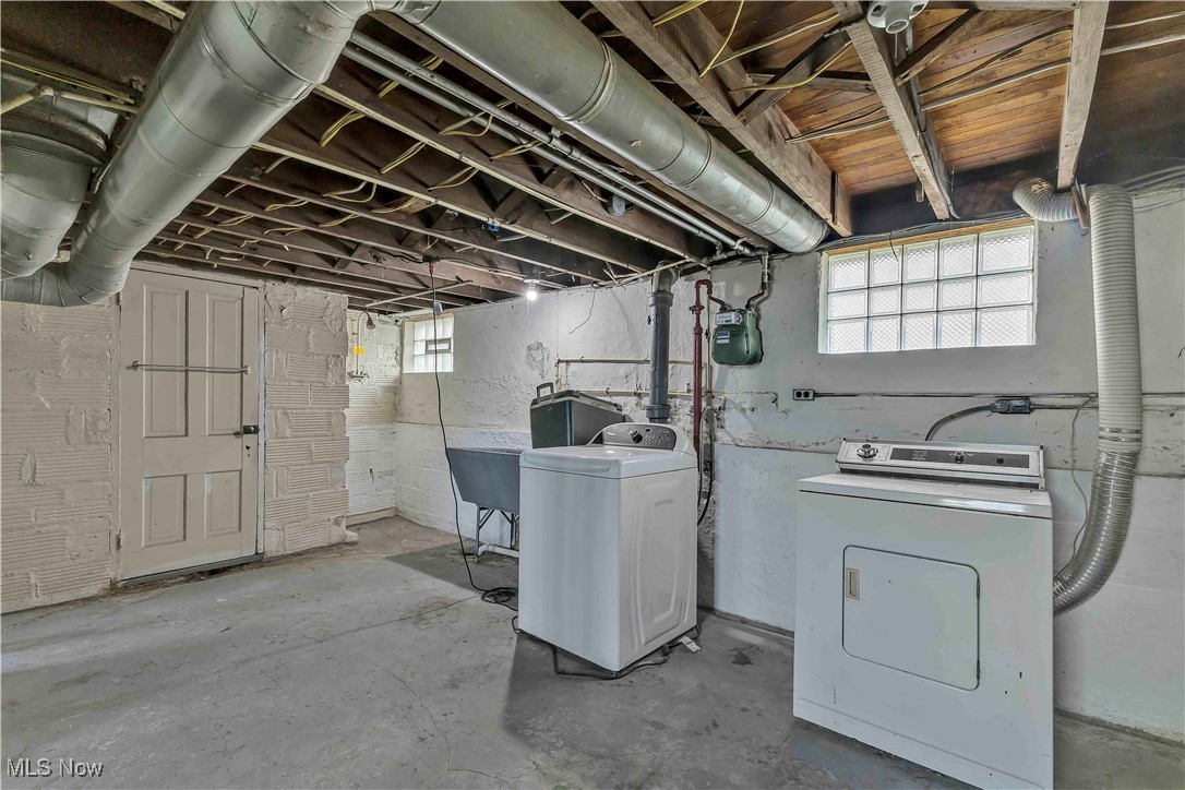 19303 Arrowhead Avenue, Cleveland, Ohio image 24