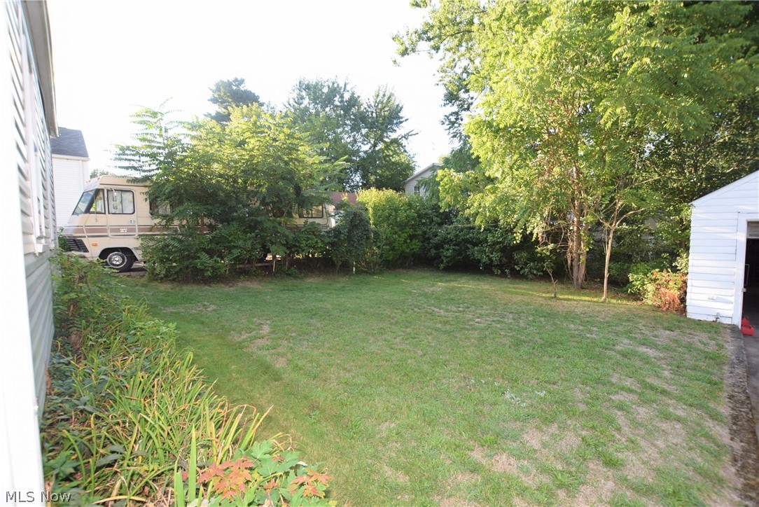 East Akron Terrace - Residential