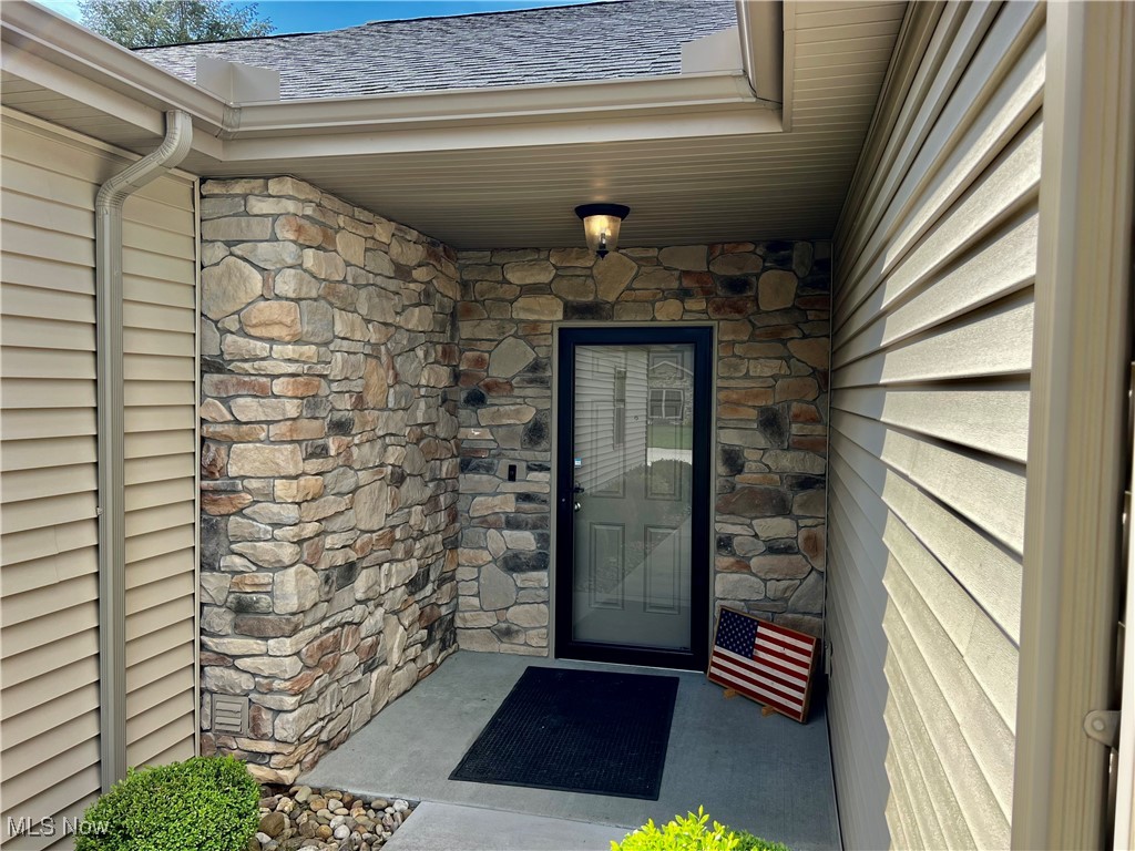 261 Valley View Drive, Weirton, West Virginia image 3