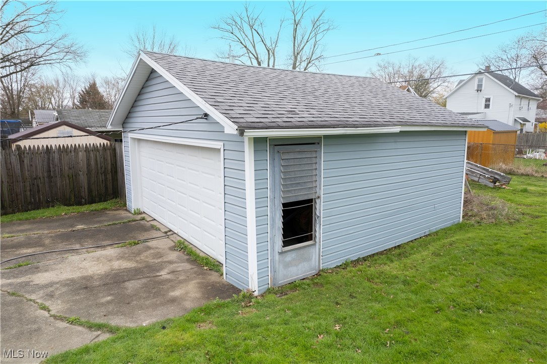 790 Oak Knoll Avenue, Warren, Ohio image 7