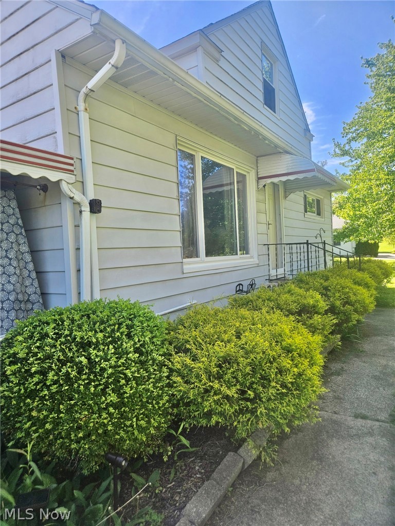 10481 Briar Hill Drive