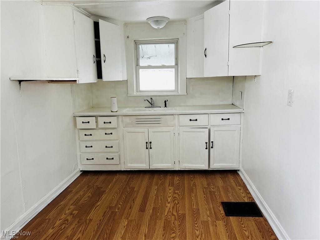 1322 Struble Avenue, Canton, Ohio image 4
