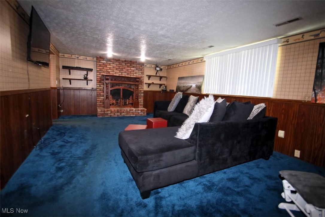 Engoglia - Residential