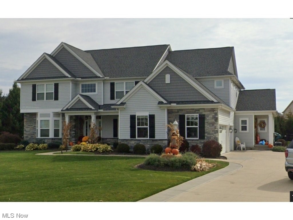 11483 Love Lane, Strongsville, Ohio image 1