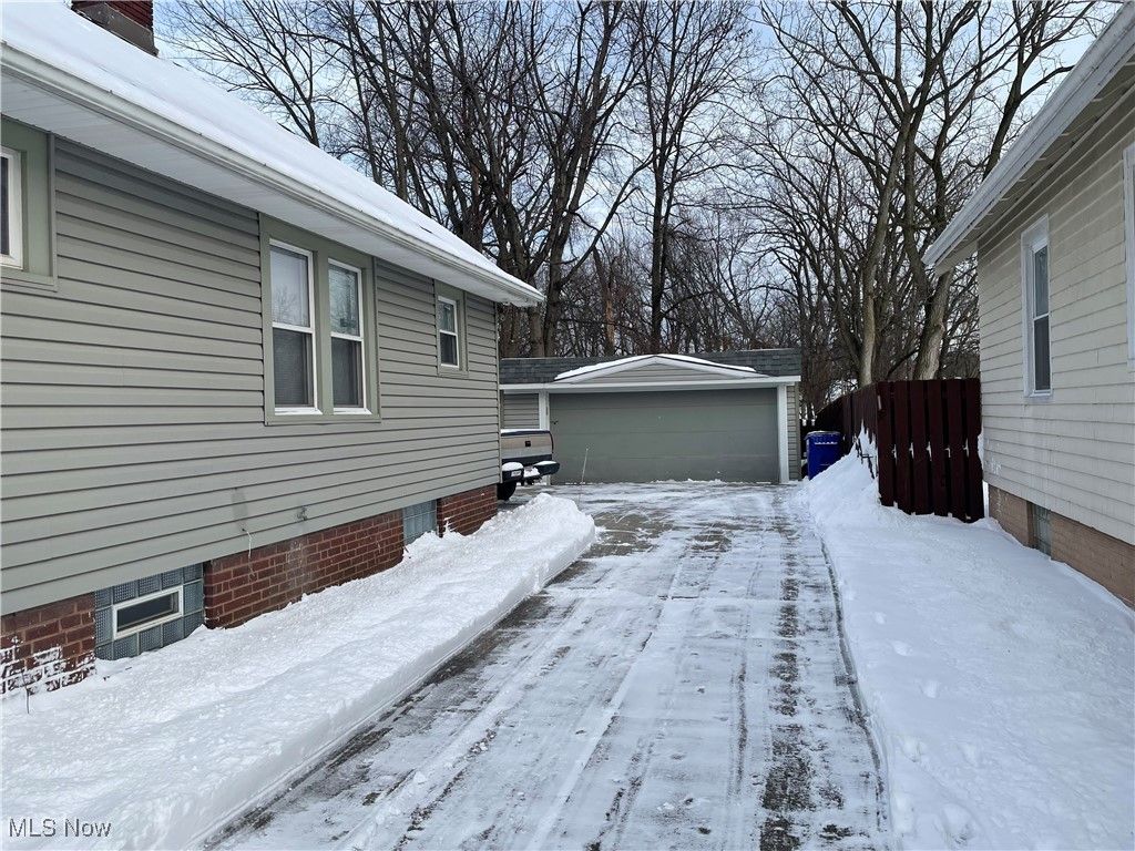 Photo of 4299 W 17th, Cleveland, OH 44109 (MLS # 5179235)