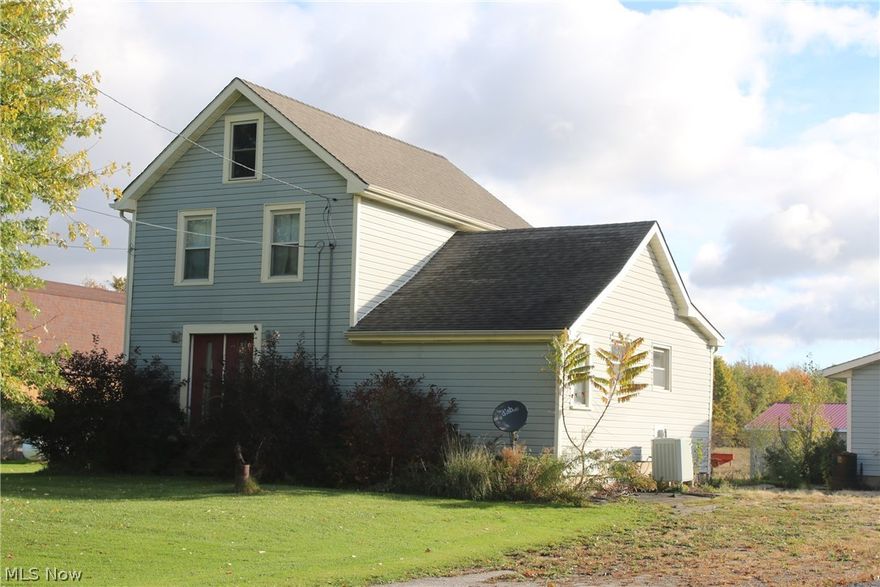 2 Bedroom, 1 Full Bath Colonial on 1.76 acres! Full walk-out basement, large 2 car garage plus pole barn.