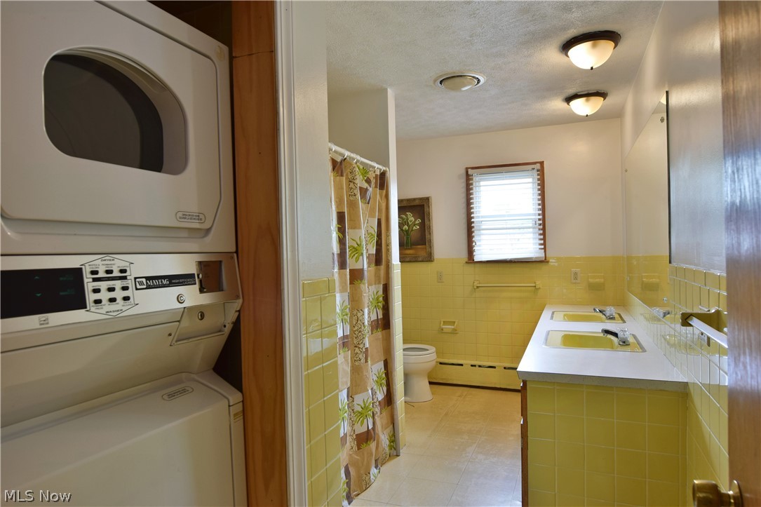 Howland Heights - Residential Income