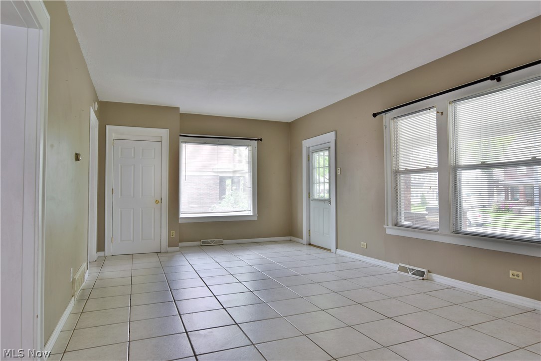 Howland Heights - Residential Income