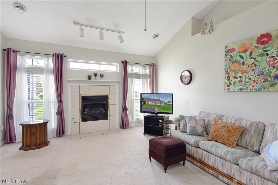 Grandshire Condo - Residential