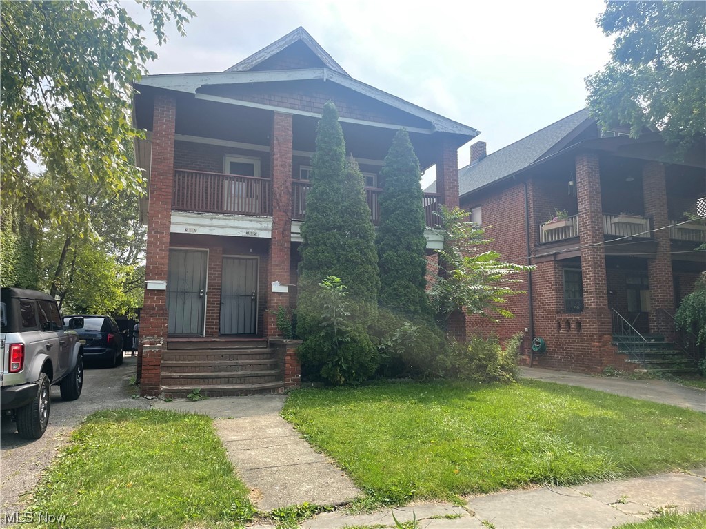 Freshly painted, hardwood floors, additional bedroom on the third floor, driveway parking, front balcony and security doors. Don't miss this one schedule your appointment today!Rental requirements:Credit score of 600+. 500 - 600 is considered conditional.Less than 3 items in collections, excluding student loan and medical. Monthly income of 2.5 times the amount of the monthly rent.Thorough Eviction Check. $50 Non Refundable App Fee for all Adults who will be occupying the property.Applications can only be completed online.Typical Security Deposit equivalent to one months rent, pending results of background checks. Tenants must have the electric and gas transferred into their name and obtain renters insurance prior to receiving keys to the property. This property accepts housing vouchers