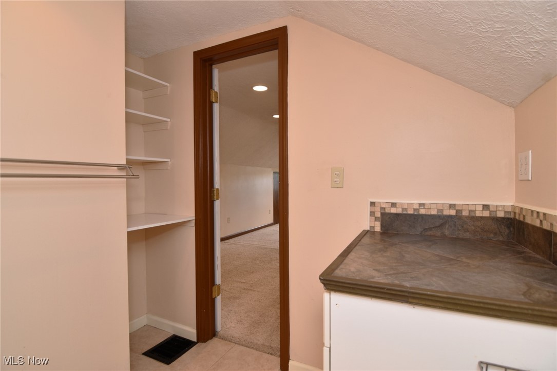 1333 Caryl Drive, Bedford, Ohio image 32
