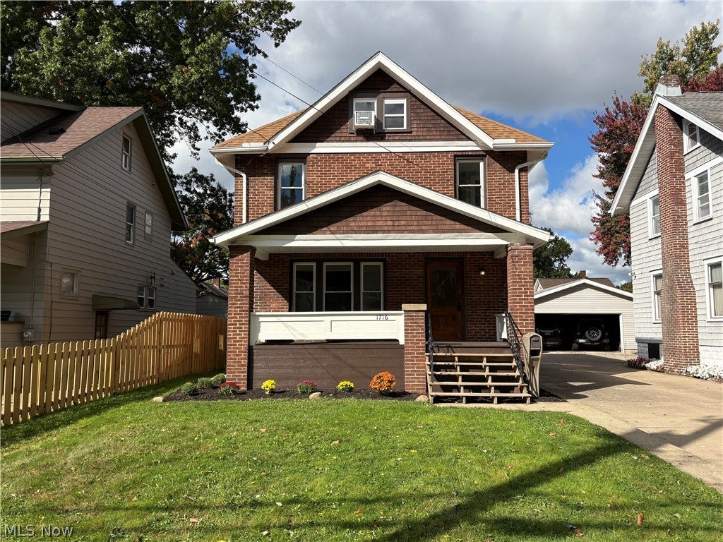 1716 7th Street