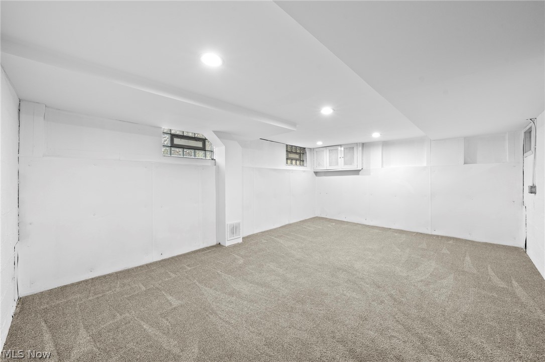 Shaker Lakes Sub - Residential