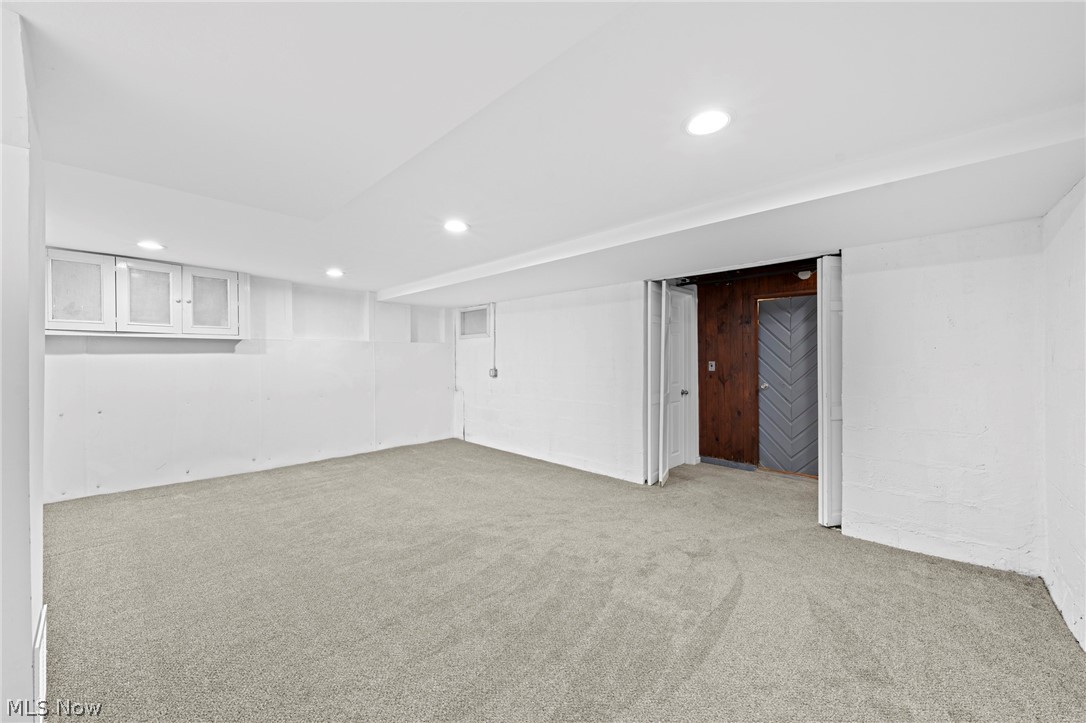 Shaker Lakes Sub - Residential