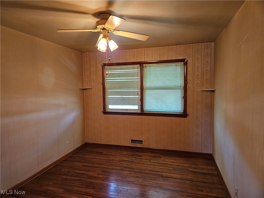 9127 Biddulph Road, Brooklyn, Ohio image 16