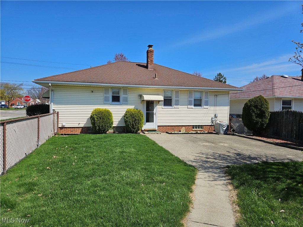 9127 Biddulph Road, Brooklyn, Ohio image 3