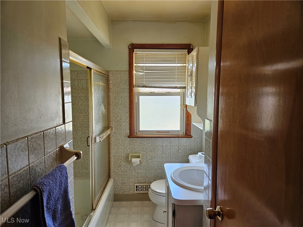 9127 Biddulph Road, Brooklyn, Ohio image 11