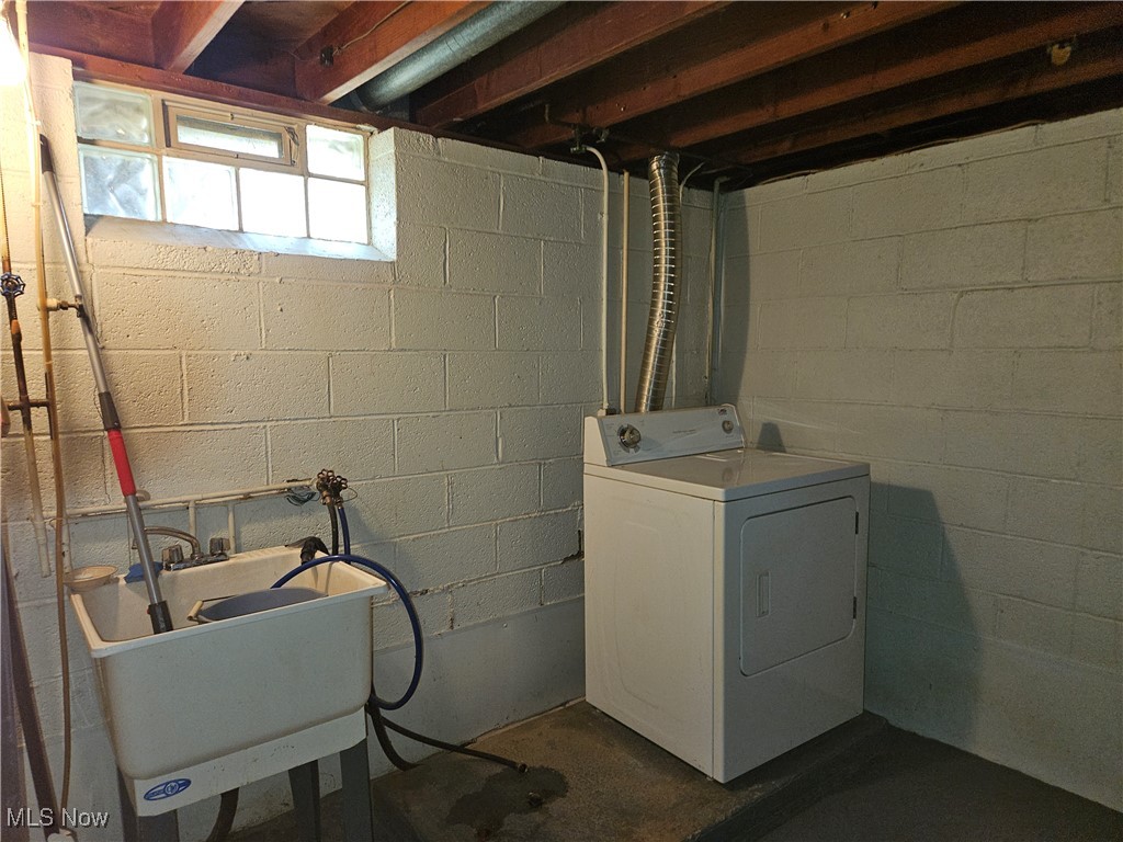 9127 Biddulph Road, Brooklyn, Ohio image 27