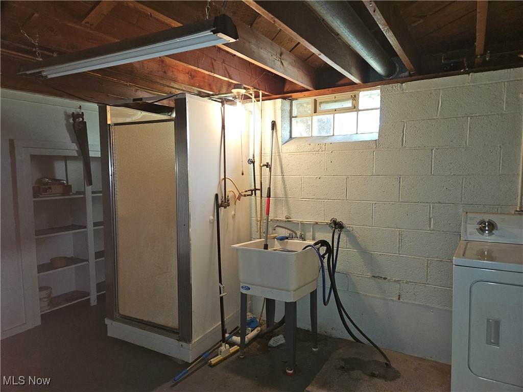 9127 Biddulph Road, Brooklyn, Ohio image 31