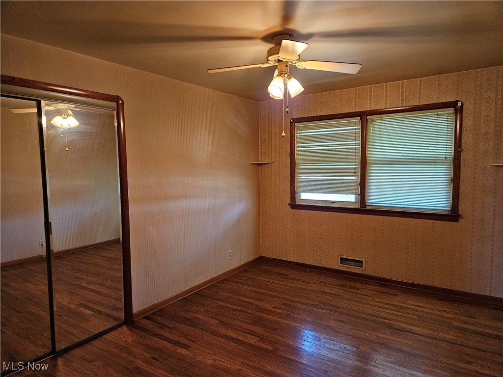 9127 Biddulph Road, Brooklyn, Ohio image 17