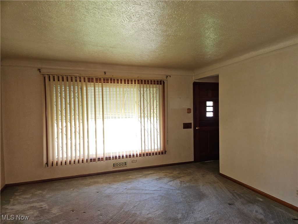 9127 Biddulph Road, Brooklyn, Ohio image 8