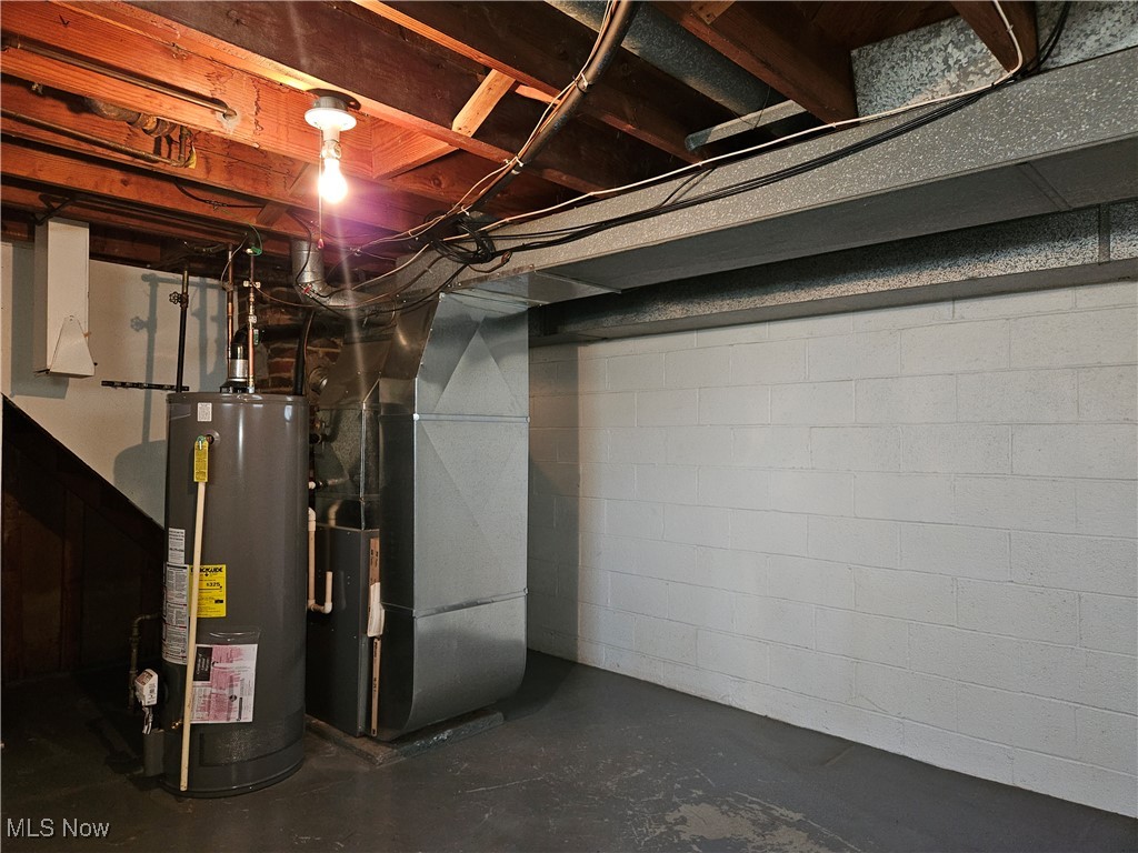 9127 Biddulph Road, Brooklyn, Ohio image 26