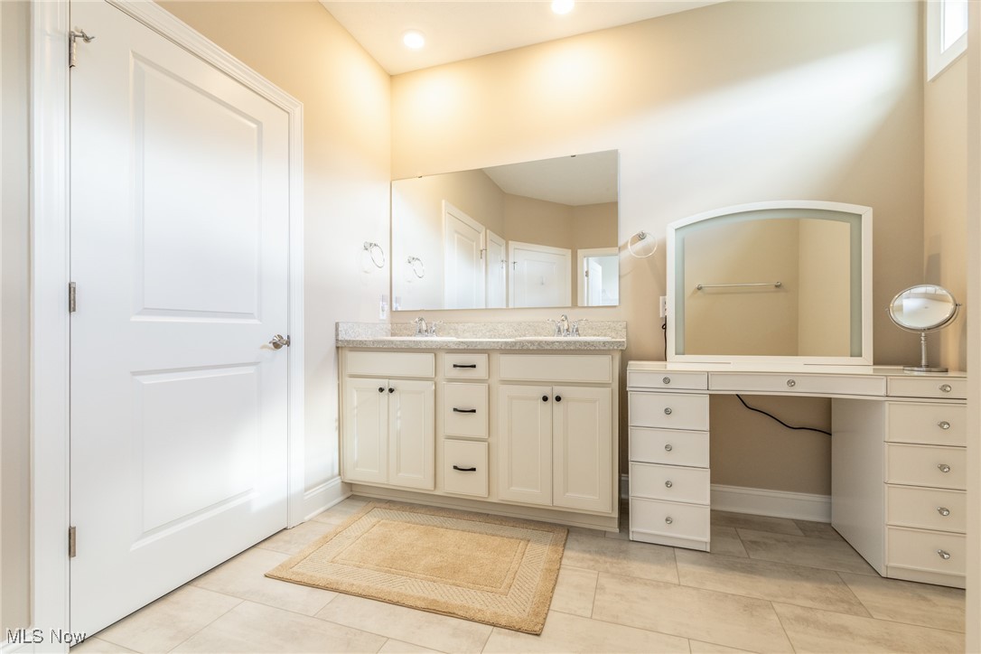 Renaissance Pk/Geauga Lake East - Residential