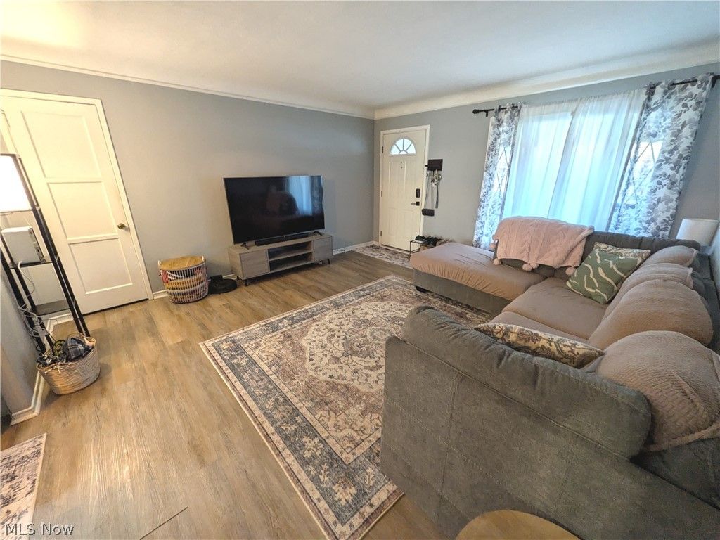 Photo of 3846 W 143rd Street, Cleveland, OH 44111 (MLS # 5187645)