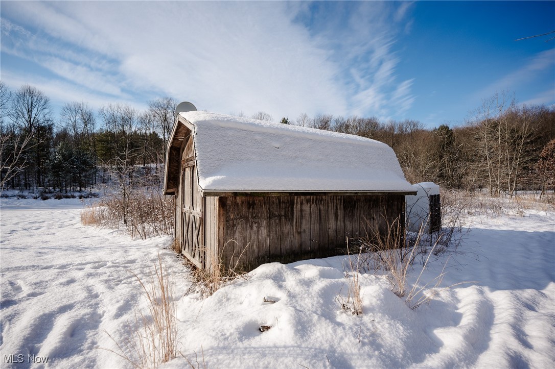 5625 Hilltop Drive, Strasburg, Ohio image 14