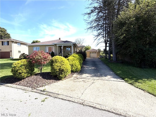 2098 EVE DR, STEUBENVILLE, OH 43952 - Image b0e5ed97576be83d3fb7bf3a33cd2787/23223255