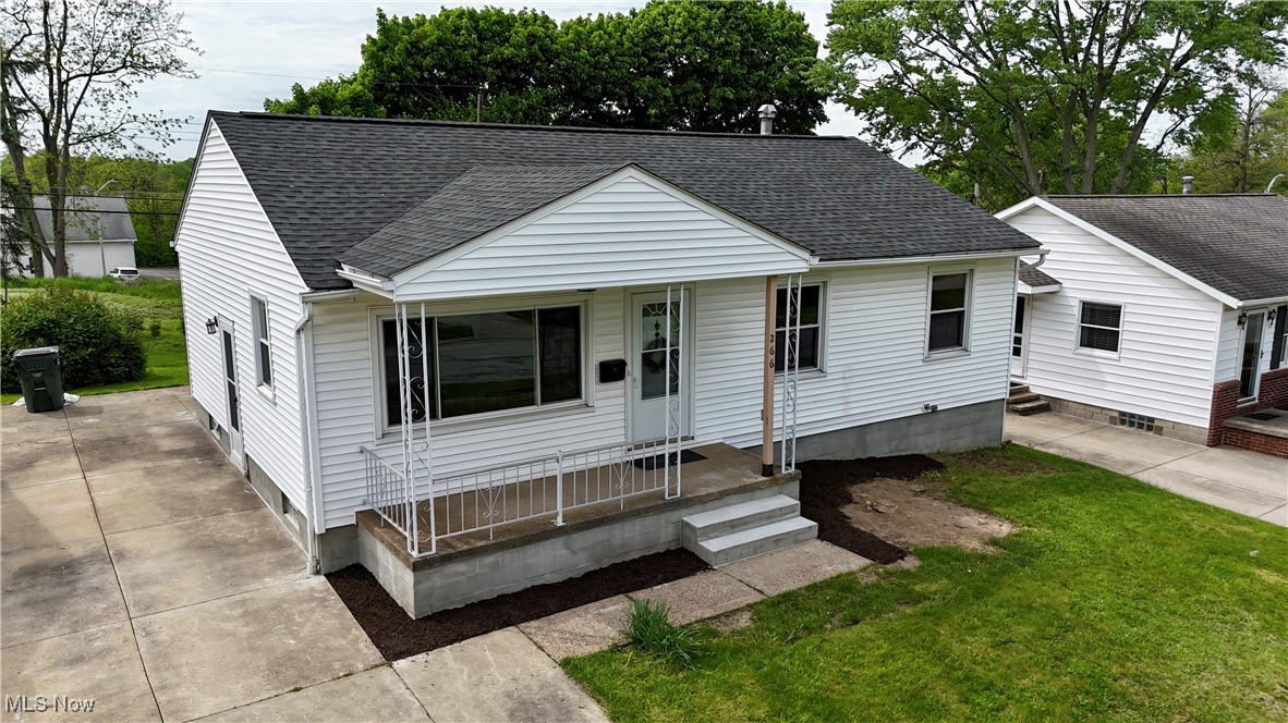 266 Lynn Drive, Cuyahoga Falls, Ohio image 1