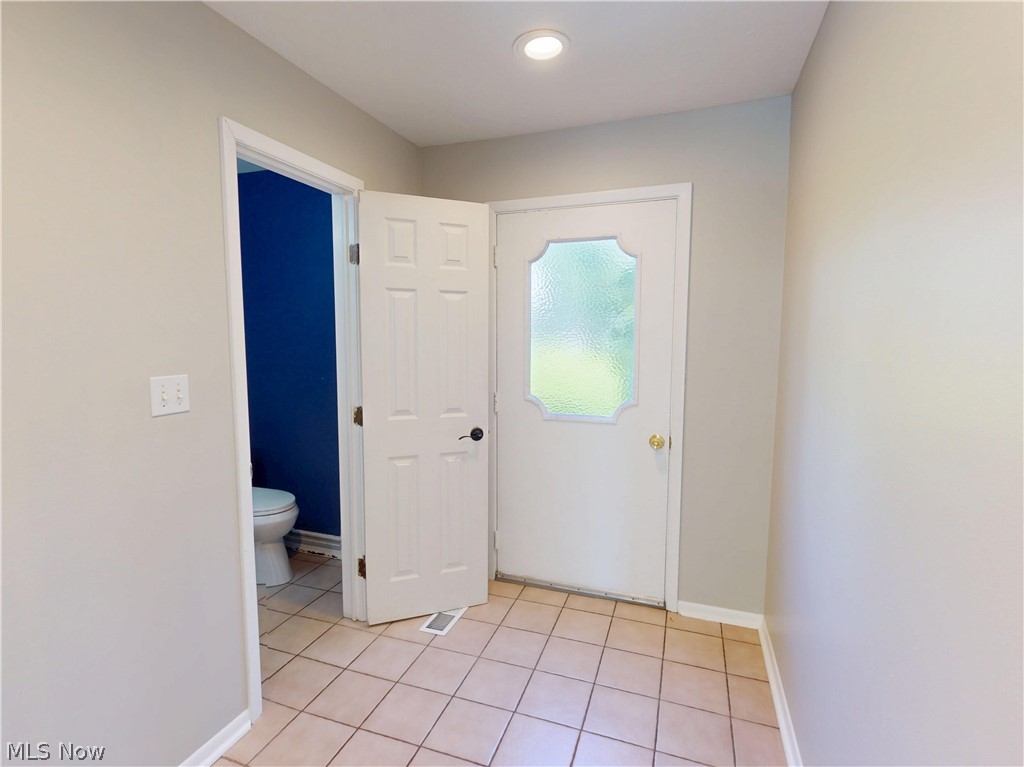 824 S Chillicothe Road 14