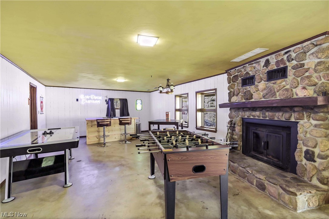 Lake Harbor Villa - Residential