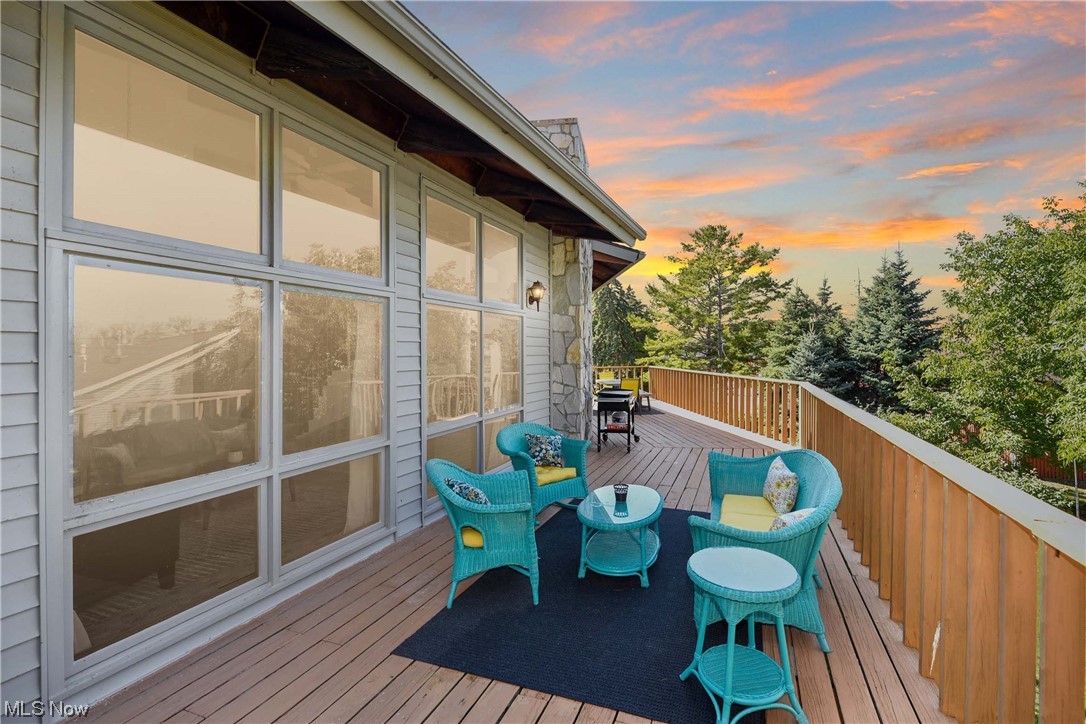 Lake Harbor Villa - Residential